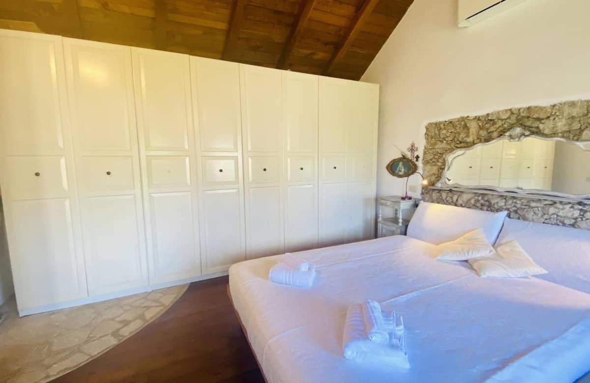 Casa Olivia Lacrema Finale Ligure Luaran gambar