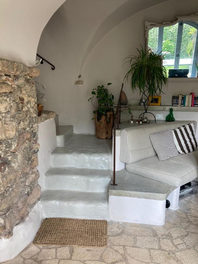 Casa Olivia Lacrema Finale Ligure Luaran gambar