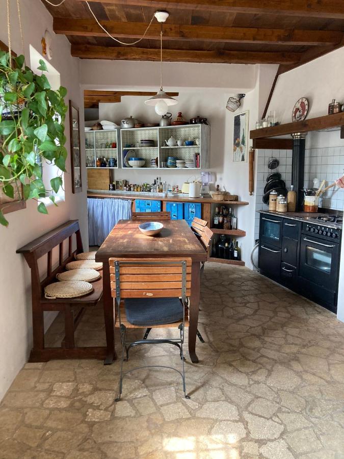 Casa Olivia Lacrema Finale Ligure Luaran gambar
